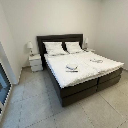 Schoene Neubauwohnung Mit Stil Bielefeld Esterno foto
