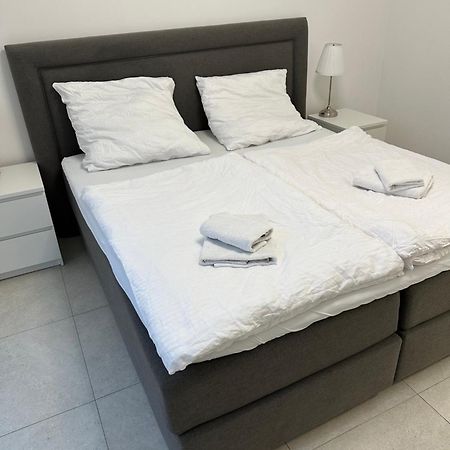 Schoene Neubauwohnung Mit Stil Bielefeld Esterno foto